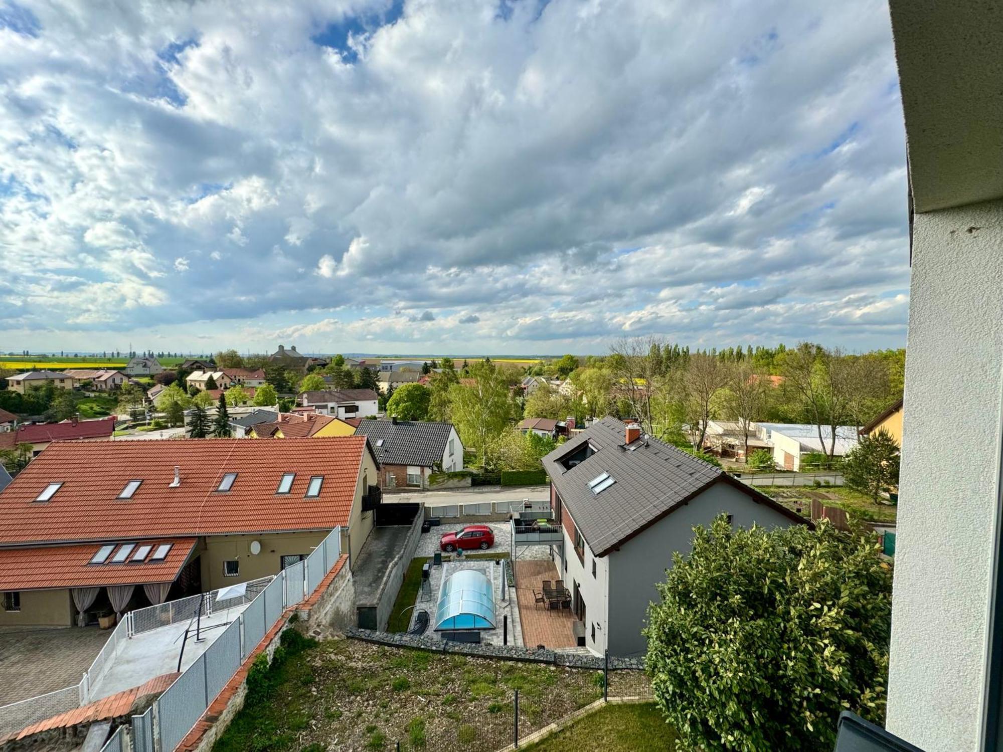 Byt Apartman 74M2 Vyhled Klid Priroda Praga Exterior foto
